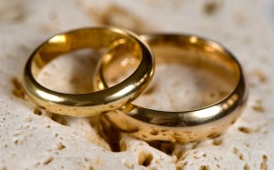 wedding-rings-elegant-yellow-gold-wedding-rings-sets-for-his-and-her-can-you-sell-your-wedding-ring-how-to-sell-your-wedding-ring-at-high-price-sell-your-wedding-ring-for-money-phx-az-how